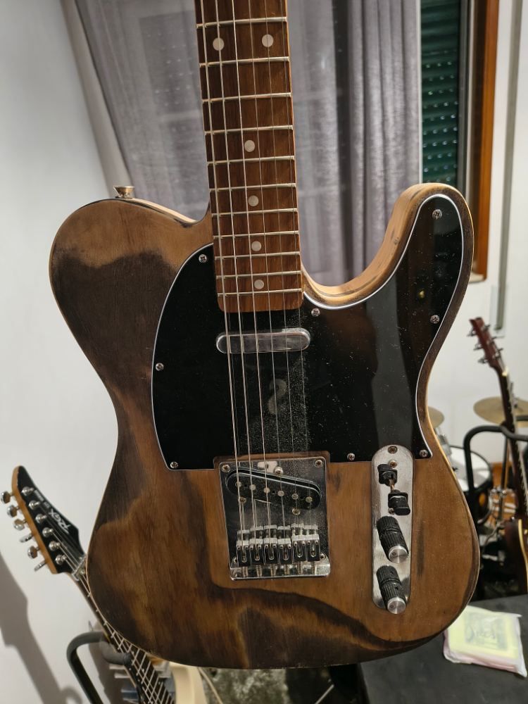 Fender squier telecaster affinity