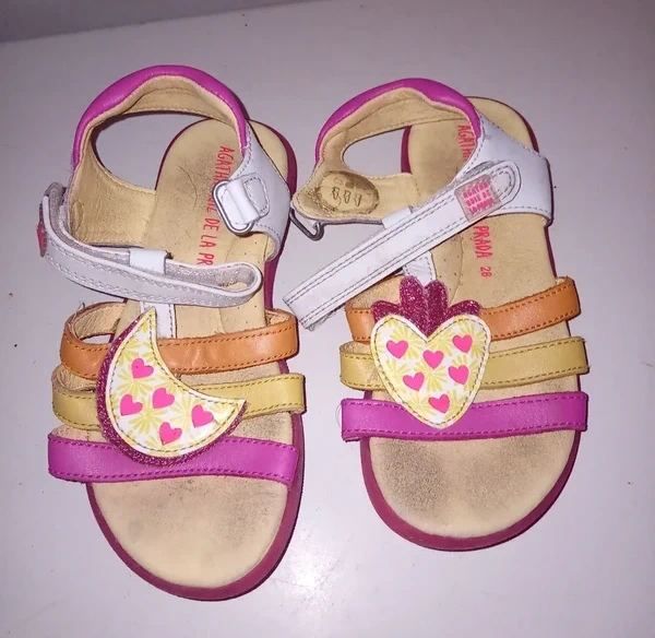 sandálias agatha ruiz de la prada - 28