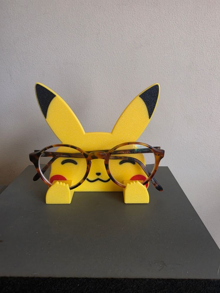 Porta óculos Pikachu